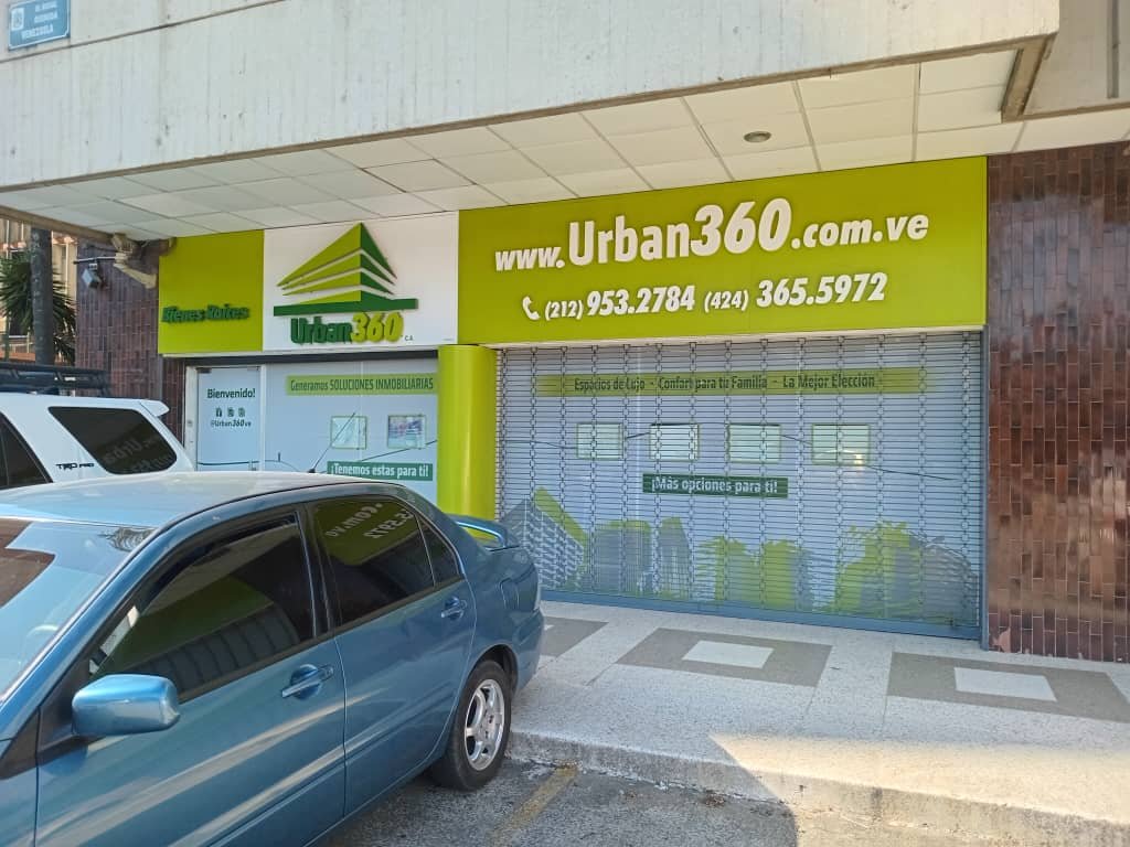 Fachada de Inmobiliaria Urban360 2762